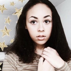 Meet your Posher, Zoe